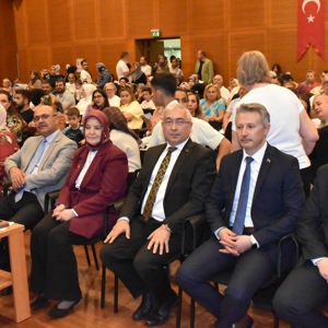 Özne Çocuk Yaşam Merkezi Yıl Sonu Programı Coşkuyla Gerçekleştirildi - fotoğraf 2
