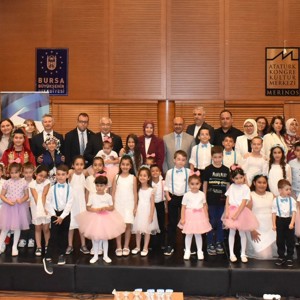 Özne Çocuk Yaşam Merkezi Yıl Sonu Programı Coşkuyla Gerçekleştirildi - fotoğraf 1