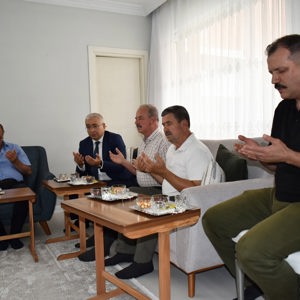 Aziz Şehidimizin Emanetine Babalar Günü Ziyareti - fotoğraf 4