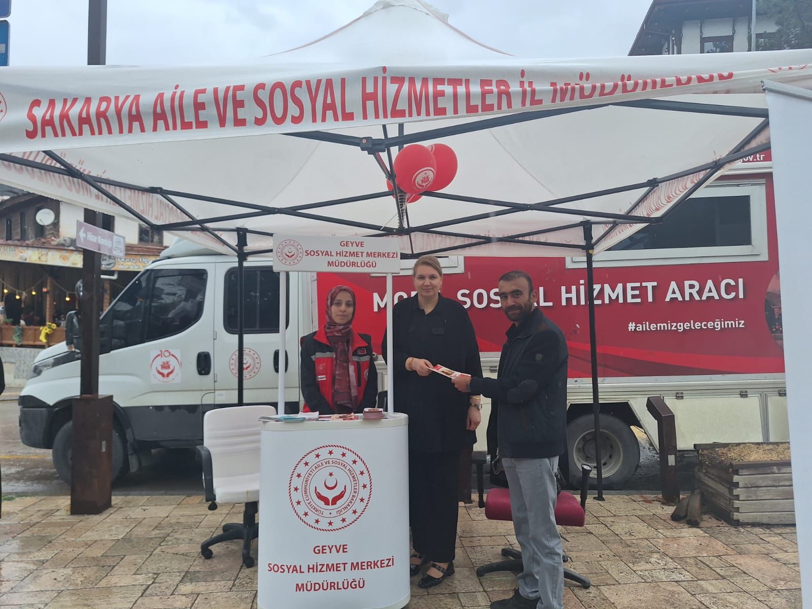 Mobil Sosyal Hizmet Aracımızla Taraklı İlçemizdeki Vatandaşlarımızın Yanındayız