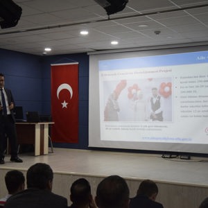 Muhtarlara Yönelik Sosyal Risk Haritaları ve Aile Rehberi Sistemi Bilgilendirme Toplantısı Gerçekleştirildi - fotoğraf 2