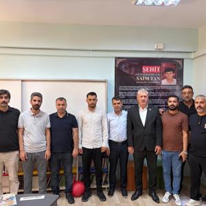 İl Müdür Yardımcımız Süleyman BEDİR, AŞAV Vakfı tarafından Genç ilçemizde Mevlana Ortaokulu’na kazandırılan Şehit Güvenlik Korucusu Saim TAN Kütüphanesi’nin açılış programına katıldı. - fotoğraf 2