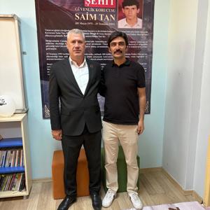 İl Müdür Yardımcımız Süleyman BEDİR, AŞAV Vakfı tarafından Genç ilçemizde Mevlana Ortaokulu’na kazandırılan Şehit Güvenlik Korucusu Saim TAN Kütüphanesi’nin açılış programına katıldı. - fotoğraf 4