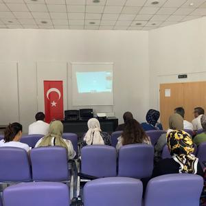 Bingöl Aile ve Sosyal Hizmetler İl Müdürlüğüne bağlı çocuk bakım kuruluşlarında görev yapan meslek elemanları uzaktan eğitimine katılım sağlamışlardır. - fotoğraf 2