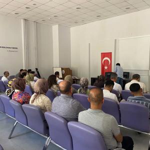 Bingöl Aile ve Sosyal Hizmetler İl Müdürlüğüne bağlı çocuk bakım kuruluşlarında görev yapan meslek elemanları uzaktan eğitimine katılım sağlamışlardır. - fotoğraf 4