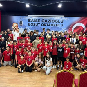 Aziz Şehitlerimizin Emanetleri ve Kahraman Gazilerimizin Aileleri Baş Tacımızdır - fotoğraf 1