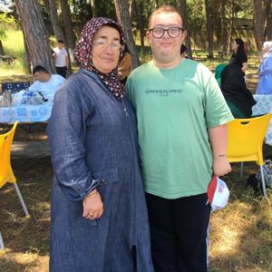 Yaza Merhaba Pikniğinde Özel Gereksinimli Bireylerimiz ve Aileleriyle Buluştuk - fotoğraf 3