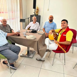 Salihli Huzurevinde Babalar Günü Coşkuyla Kutlandı - fotoğraf 4