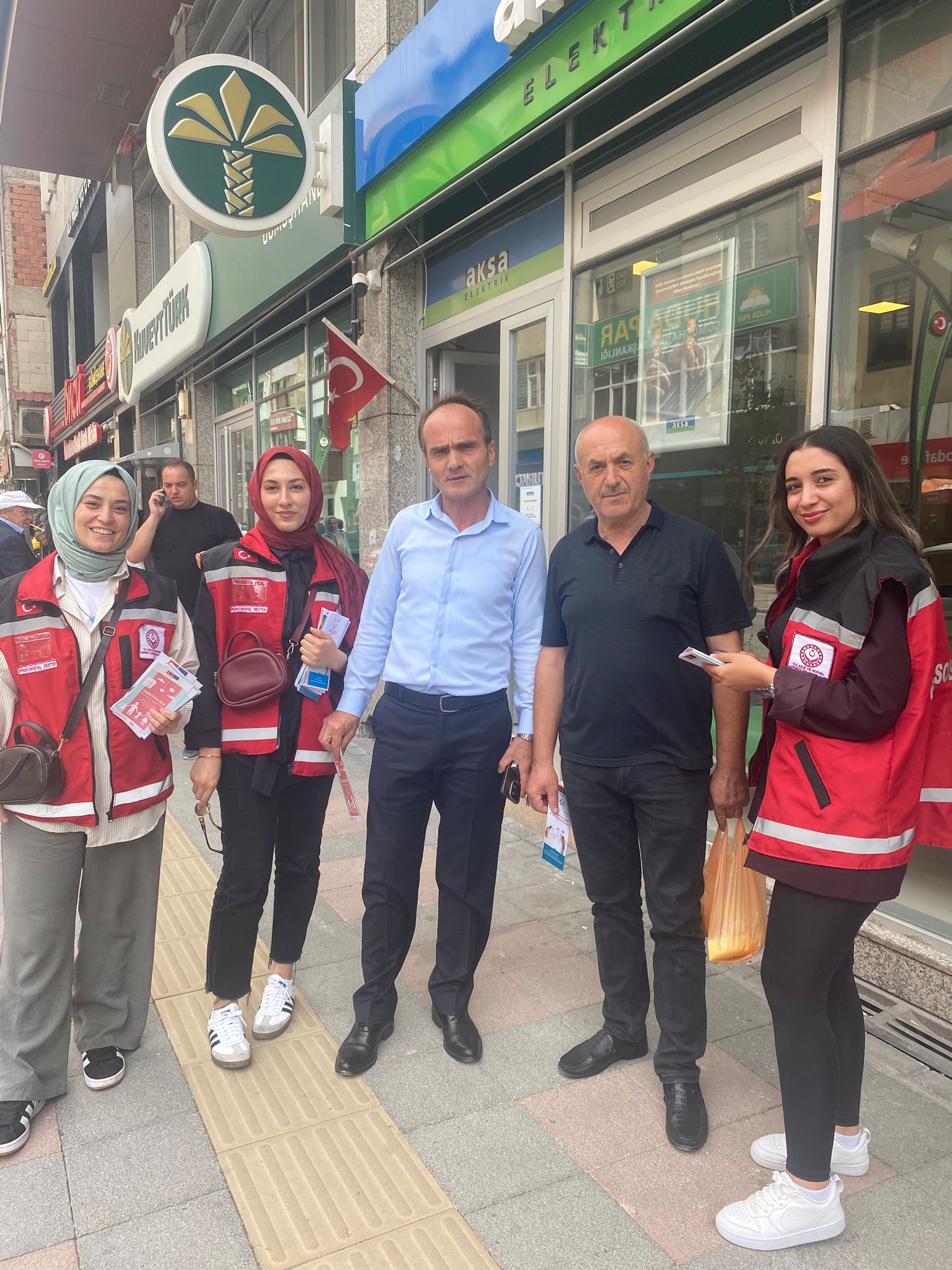 Koruyucu Aile Hizmeti İçin Sahadaydık
