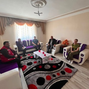 Babalar Günü’nde Şehit Yakınları ve Gazi Ailelerine Ziyaret - fotoğraf 3