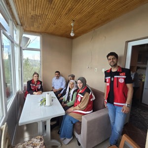 Varto’da Şehit Yakınları ve Gazi Ailelerine Babalar Günü Ziyareti - fotoğraf 5