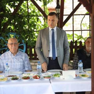 Şehitlerimizin Emaneti Kıymetli Babalarımızla Gönül Sofrasında Buluştuk - fotoğraf 1