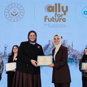 Bakanımız Göktaş, "ALLY for Future: Genç Müslüman Kadınlar Liderlik Programı"nın kapanışında konuştu - fotoğraf 7