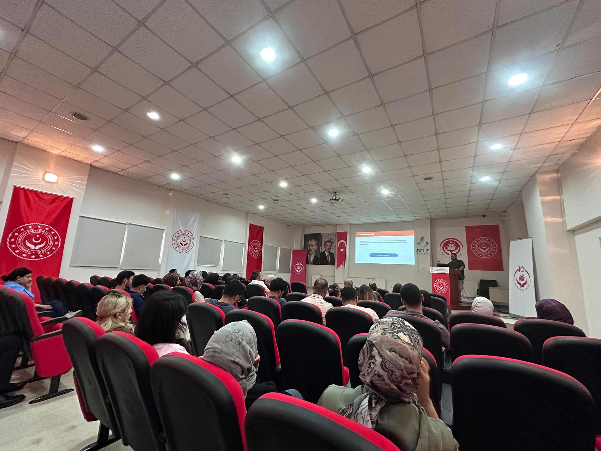 Hizmet İçi Eğitim Programı Kapsamında Psikolojik İlk Yardım ve Travma Sonrası Destek Eğitimi