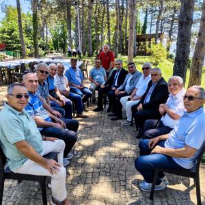 Kıbrıs Gazilerimiz ve kıymetli eşleri tarafından hazırlanan anlamlı buluşmada bir araya geldik. - fotoğraf 4