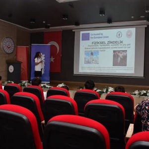 Sağlıklı Beslenme Ve Spor Eğitimi - fotoğraf 1