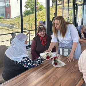 Aşure Günü Dolayısıyla Müsiad Trabzon Tarafından Anlamlı Bir Ziyaret Gerçekleşti. - fotoğraf 2