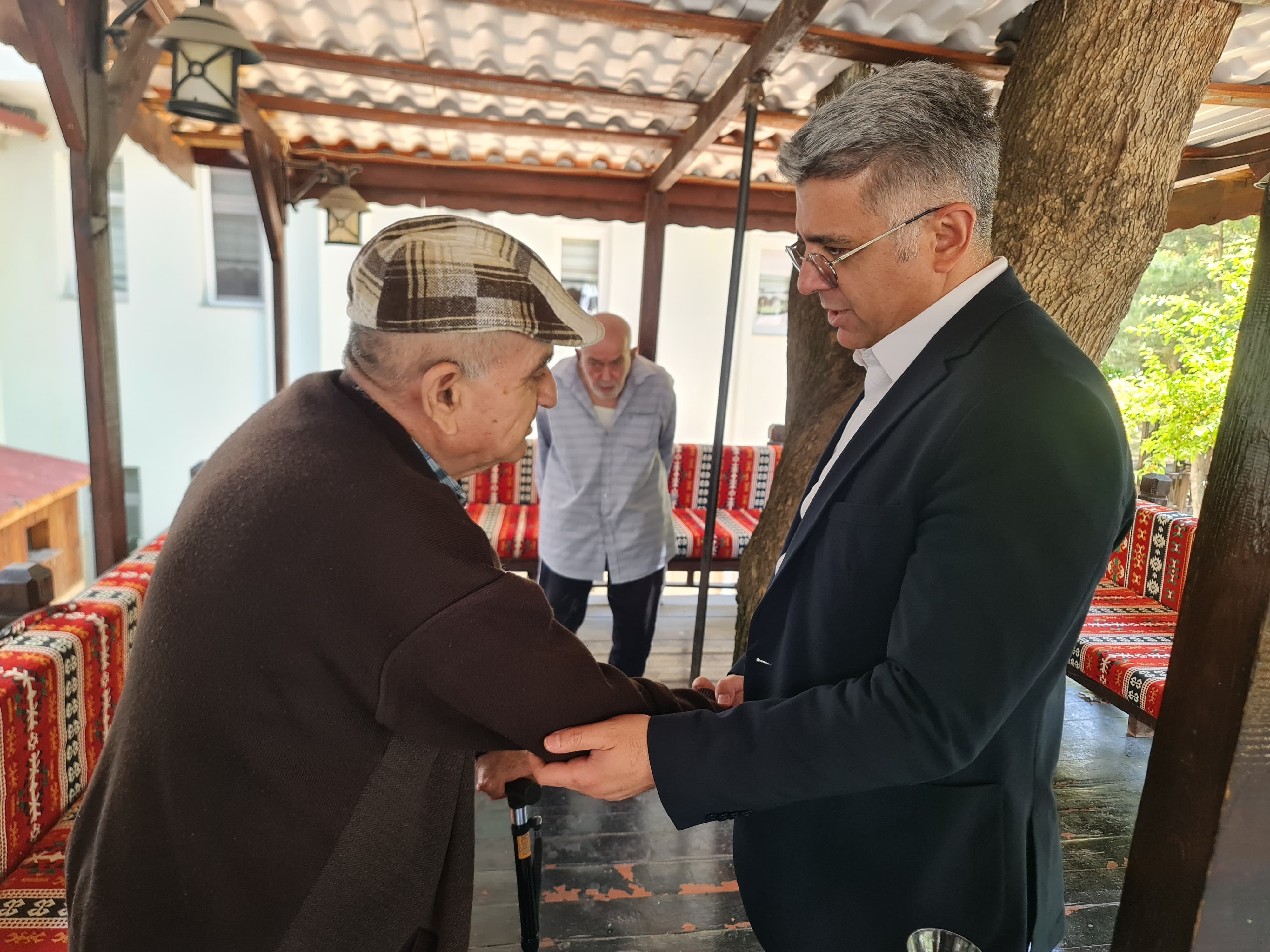 Hürmet Makamının Sahibi Kıymetli Büyüklerimizle Bir Araya Geldik
