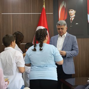 Çocuklarımızın Emeğiyle Hazırlanan Aşureler İkram Edildi - fotoğraf 1