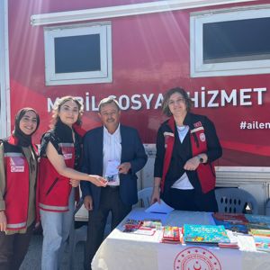 Sosyal Hizmetler Sahaya İndi: Mobil Hizmet Aracı Vatandaşla Buluştu - fotoğraf 4
