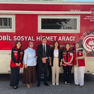 Sosyal Hizmetler Sahaya İndi: Mobil Hizmet Aracı Vatandaşla Buluştu - fotoğraf 1