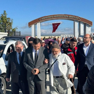Harmantepe Şehitliği'ne Anlamlı Bir Ziyaret Gerçekleştirildi. - fotoğraf 2