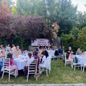 Koruyucu Ailelerimizle Sevgi ve Umut Dolu Bir Akşam - fotoğraf 2