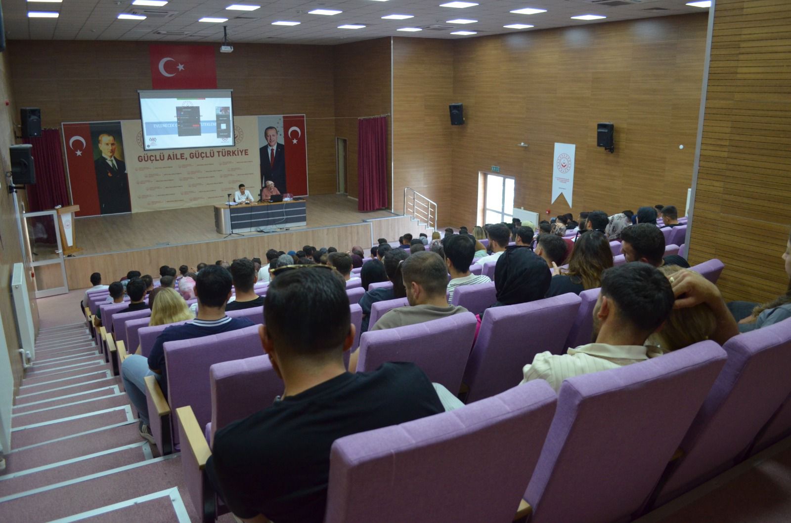Evlilik Kredisine Hak Kazanan Çiftlerimize Evlilik Öncesi Eğitimi Verildi.