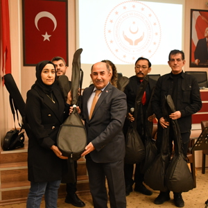 İl Müdürlüğümüz bünyesinde kurulan “Ay Yıldız Türk Halk Müziği Korosu” ve Bağlama Kursu Etkinliği - fotoğraf 10