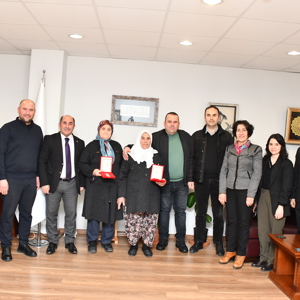 İl Müdürümüz Galip SÖKMEN tarafından Kıbrıs Gazimize Madalya Takdimi Gerçekleştirildi - fotoğraf 1