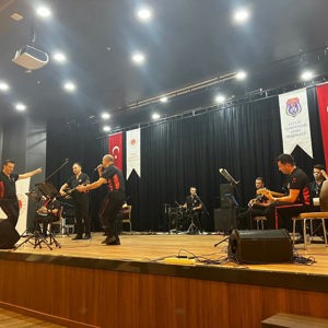 İl Müdürümüz, Ceza İnfaz Personeli Günü Kapsamında Düzenlenen Konser Etkinliğine Katıldı - fotoğraf 4