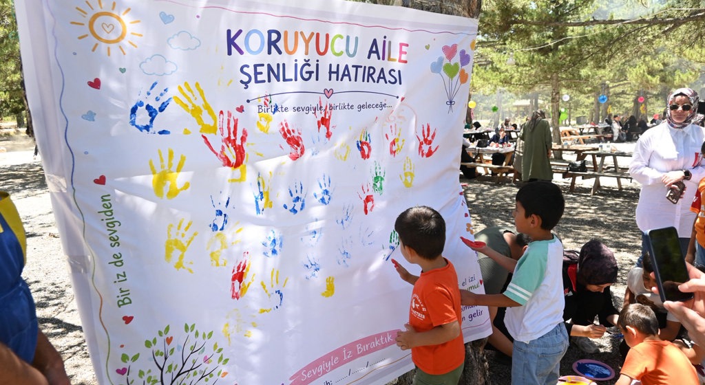 30 Haziran Koruyucu Aile Günü Coşkuyla Kutlandı