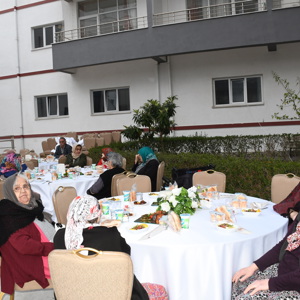 Yaşlılarımız İle İftar Programında Buluştuk - fotoğraf 2
