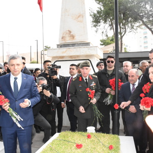 18 Mart Çanakkale Zaferi nedeniyle Uncalı Şehitliğinde düzenlene anma programına katıldık  - fotoğraf 4