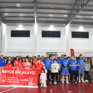 İl Müdürlüğümüz ve bağlı kuruluş personellerimiz arasında düzenlenen 3. Geleneksel Voleybol Turnuvası başladı - fotoğraf 1