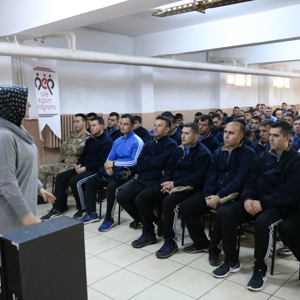 İl Jandarma Komutanlığı’nda “Bilinçli ve Güvenli İnternet Kullanımı ” Semineri Verildi - fotoğraf 1