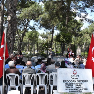 Şehitlerimiz Ve Vefat Eden Gazilerimiz İçin Yapılan Hatim Programı Gerçekleştirildi - fotoğraf 1