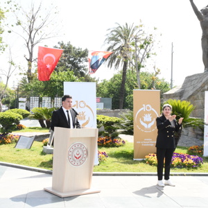 10-16 Mayıs Engelliler Haftası kapsamında Çelenk Sunma Töreni Yapıldı - fotoğraf 5