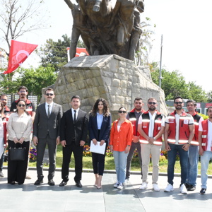 10-16 Mayıs Engelliler Haftası kapsamında Çelenk Sunma Töreni Yapıldı - fotoğraf 7