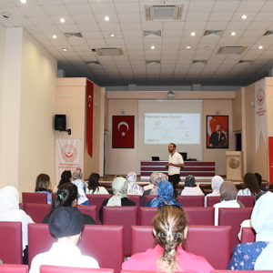 Bakım Personellerimize, Çocuk Yetiştirme Tutumları Ve Teknoloji Bağımlılığı Konusunda Eğitim Verildi - fotoğraf 1