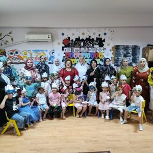 Okul Öncesi Çocuklarına Ailelerinde Katılımıyla Mezuniyet Töreni - fotoğraf 2