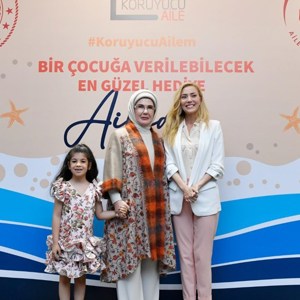 Emine Erdoğan ve Bakanımız Göktaş "Gönül Elçileri Koruyucu Aile Vizyon Çalıştayı Kapanış Programı"na katıldı - fotoğraf 13
