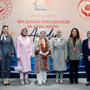 Emine Erdoğan ve Bakanımız Göktaş "Gönül Elçileri Koruyucu Aile Vizyon Çalıştayı Kapanış Programı"na katıldı - fotoğraf 14