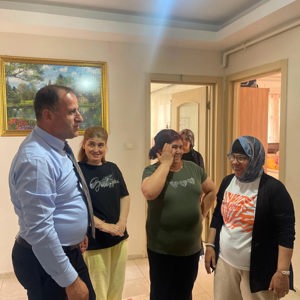 İl Müdürümüz Fatih Yılmaz, Damla Umut Evinde Özel Bireylerimizle Bir Araya Geldi - fotoğraf 4