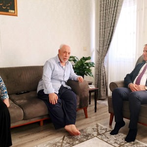 Babalar Günü vesilesiyle aziz şehidimiz Hasan Hüseyin ÇALIŞKAN’ın kıymetli babası Bahri ÇALIŞKAN’ı ziyaret ettik. - fotoğraf 2