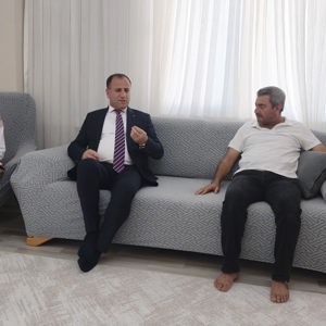 Babalar Günü vesilesiyle aziz şehidimiz Hüseyin KOROÇ’un kıymetli babası Ahmet KOROÇ’u ziyaret ettik. - fotoğraf 1