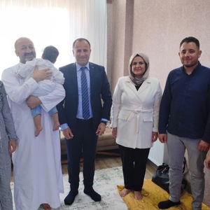 Kutsal Topraklardan Dönen Koruyucu Ailemizi Babalar Günü’nde Ziyaret Ettik - fotoğraf 1