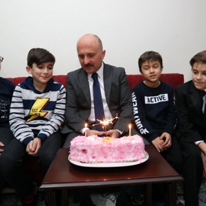 Valimiz Dr. Osman VAROL, İl Müdürlüğümüz bünyesindeki Ferhat Çocukevi’ni ziyaret etti - fotoğraf 5