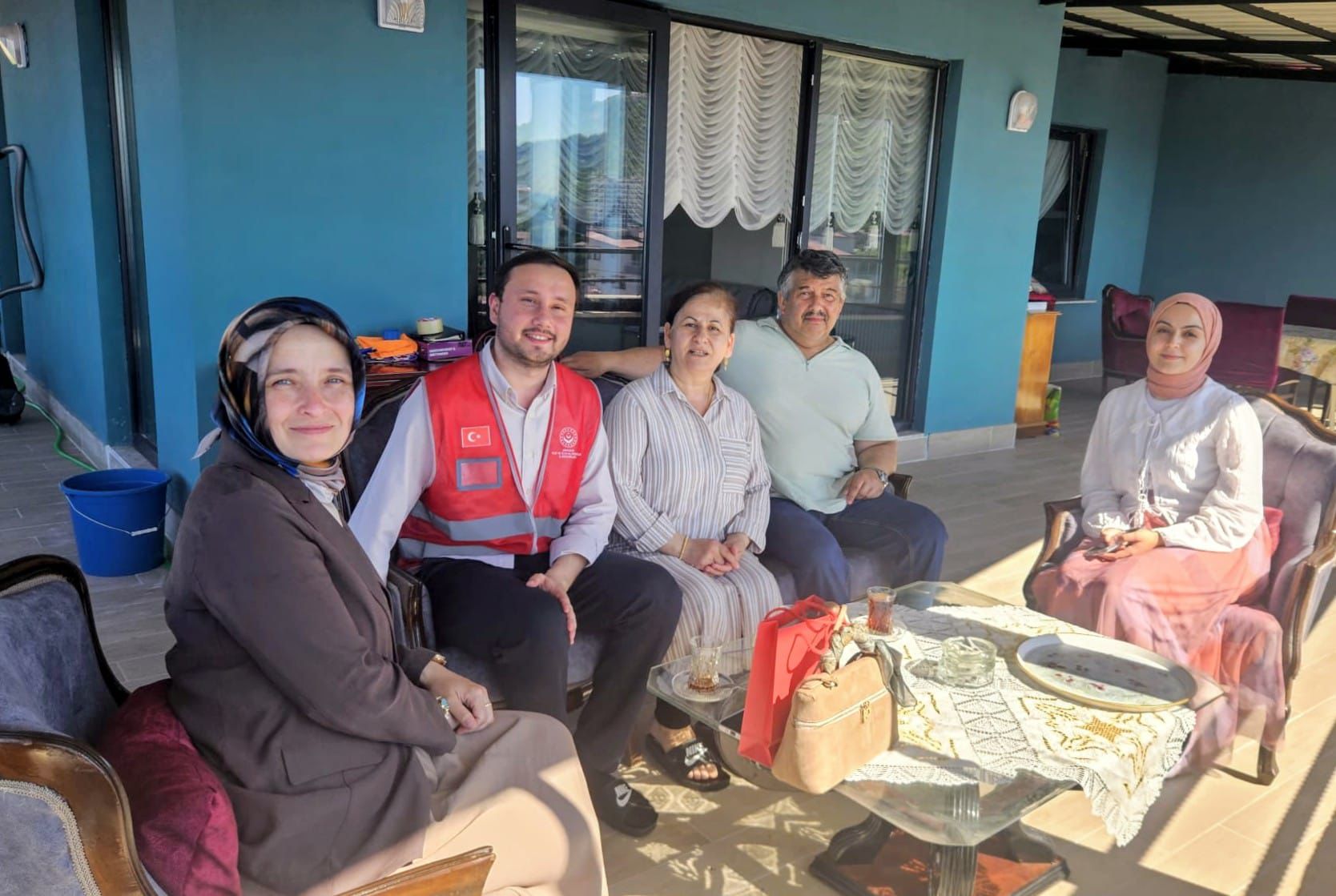 İl Müdür Yardımcımız Nigar Hakyemez’den Koruyucu Aileye Ziyaret