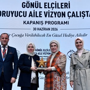 Şanlıurfa'ya Geçici Koruyucu Aile Hizmeti Özel Ödülü - fotoğraf 4